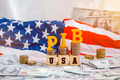 Por qué Estados Unidos crece menos a pesar de que los consumidores gastan más: la paradoja de la inversión en IA
