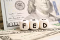 La FED mantiene el dinero caro: Qué es la Reserva Federal y por qué sus decisiones llegan hasta tu bolsillo en Bogotá o Buenos Aires